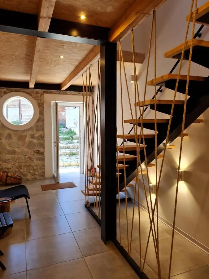 Bed and Breakfast Le Mangiatoie Del Cavaliere Montallegro 3*,